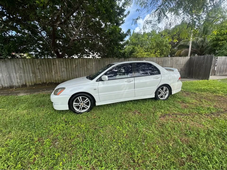 2004 Mitsubishi Lancer 8th Gen - Image 4 of 14
