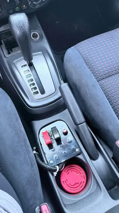 2004 Mitsubishi Lancer Evolution VIII 7th Gen - Image 4 of 11