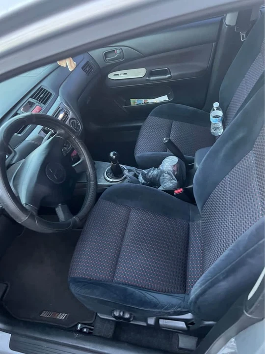 2004 Mitsubishi Lancer 8th Gen - Image 3 of 12