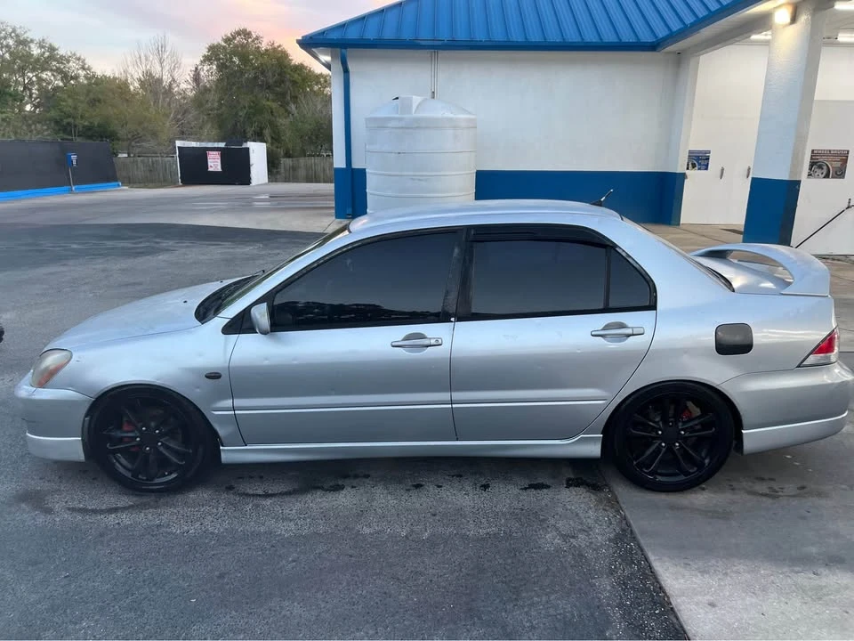 2004 Mitsubishi Lancer 8th Gen - Image 10 of 12