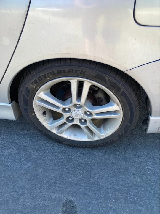 2004 Mitsubishi Lancer 8th Gen - Image 7 of 11