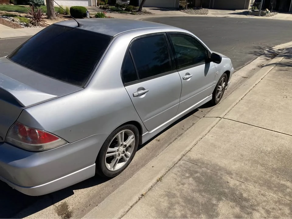 2004 Mitsubishi Lancer 8th Gen - Image 2 of 11