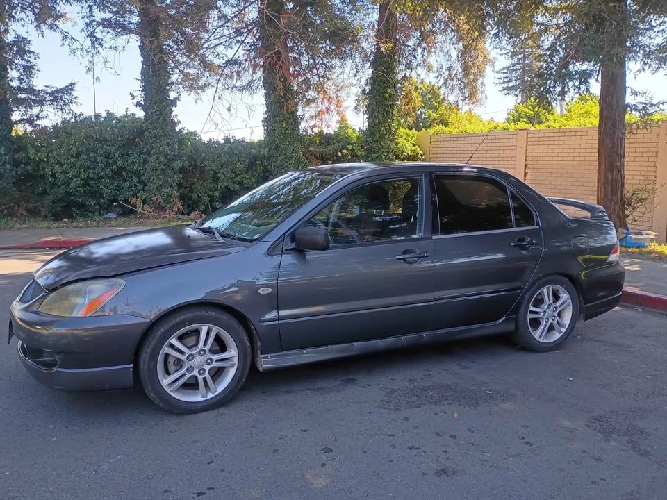 2004 Mitsubishi Lancer 8th Gen - Image 9 of 10