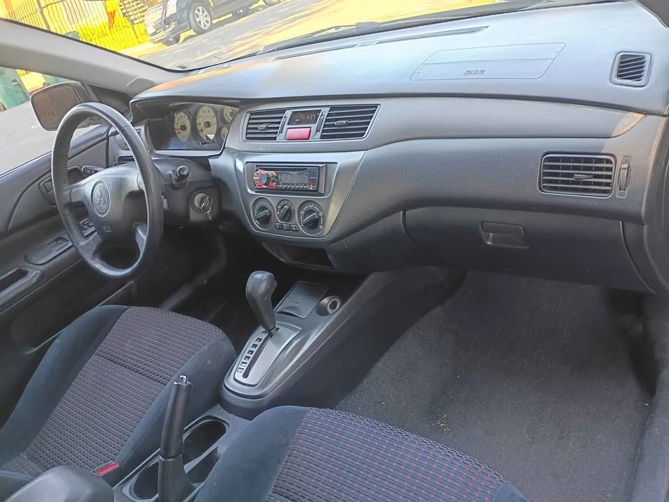 2004 Mitsubishi Lancer 8th Gen - Image 7 of 10