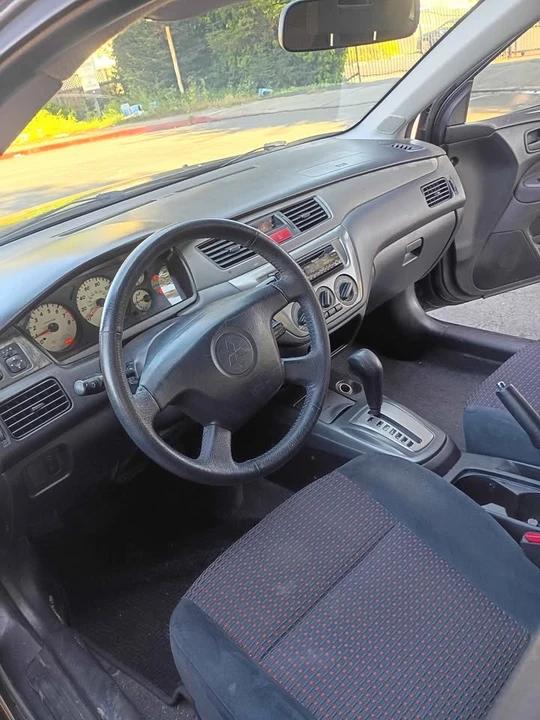 2004 Mitsubishi Lancer 8th Gen - Image 4 of 10