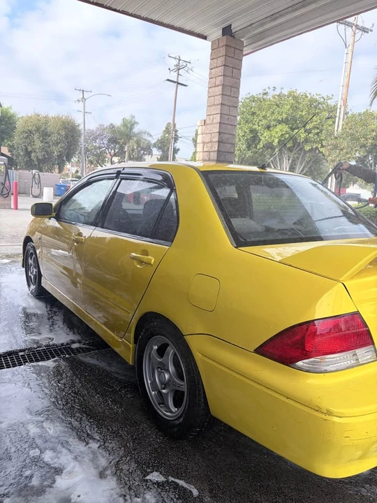 2004 Mitsubishi Lancer 8th Gen - Image 3 of 8