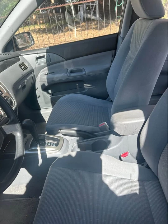 2004 Mitsubishi Lancer 7th Gen - Image 7 of 8