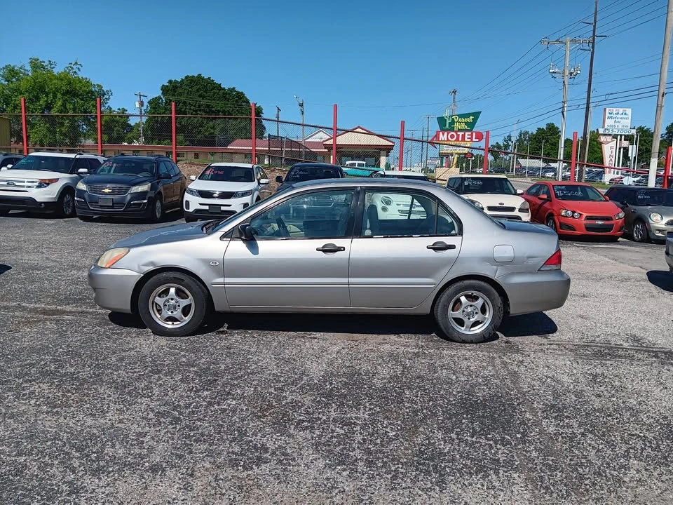 2004 Mitsubishi Lancer 8th Gen - Image 8 of 13