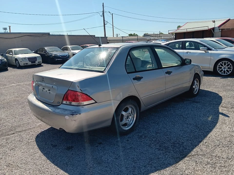 2004 Mitsubishi Lancer 8th Gen - Image 5 of 13