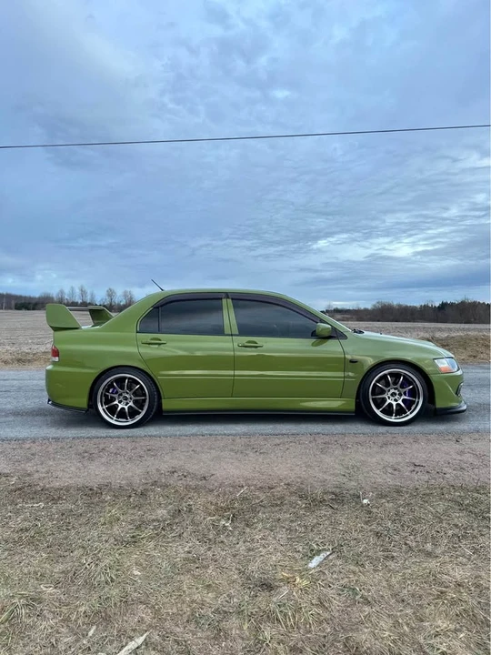 2004 Mitsubishi Lancer Evolution VIII 7th Gen - Image 16 of 19
