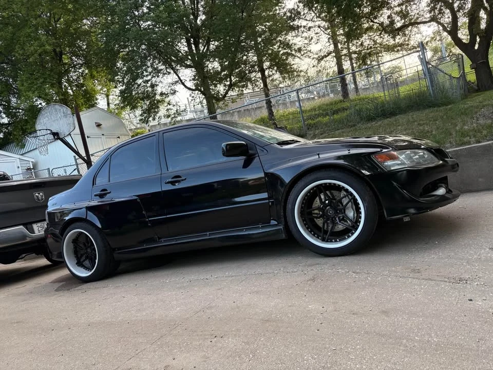 2004 Mitsubishi Lancer Evolution VIII 7th Gen - Image 2 of 13