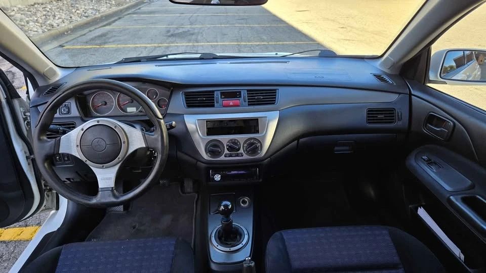 2004 Mitsubishi Lancer Evolution VIII 7th Gen - Image 11 of 17