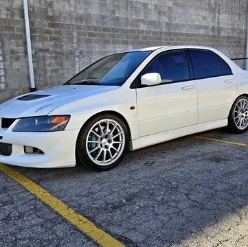 2004 Mitsubishi Lancer Evolution GSR Sedan