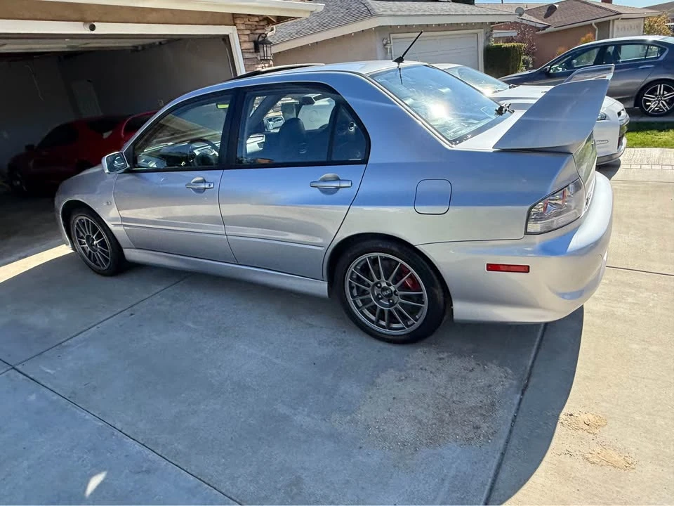 2004 Mitsubishi Lancer Evolution VIII 7th Gen - Image 2 of 17