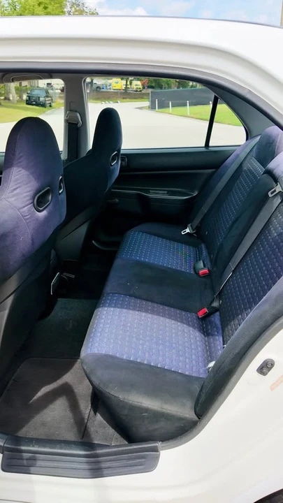 2004 Mitsubishi Lancer Evolution VIII 7th Gen - Image 10 of 16