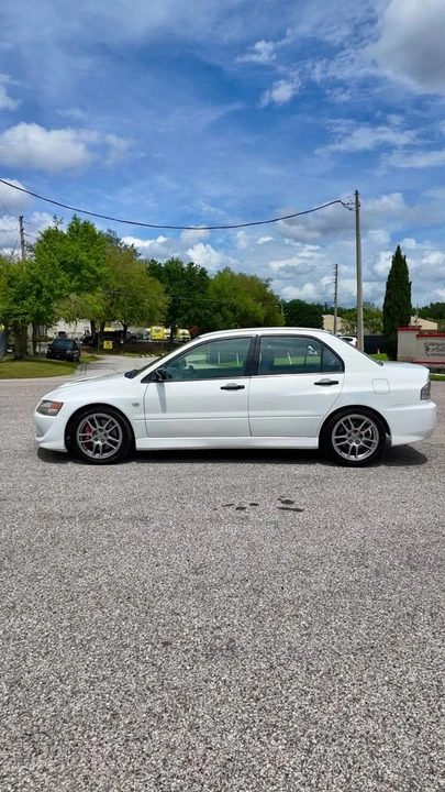 2004 Mitsubishi Lancer Evolution VIII 7th Gen - Image 2 of 16