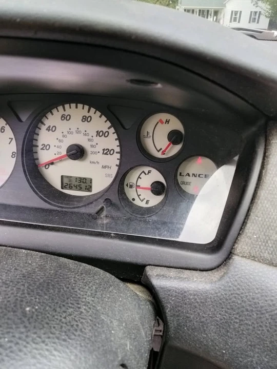 2004 Mitsubishi Lancer 8th Gen - Image 5 of 6
