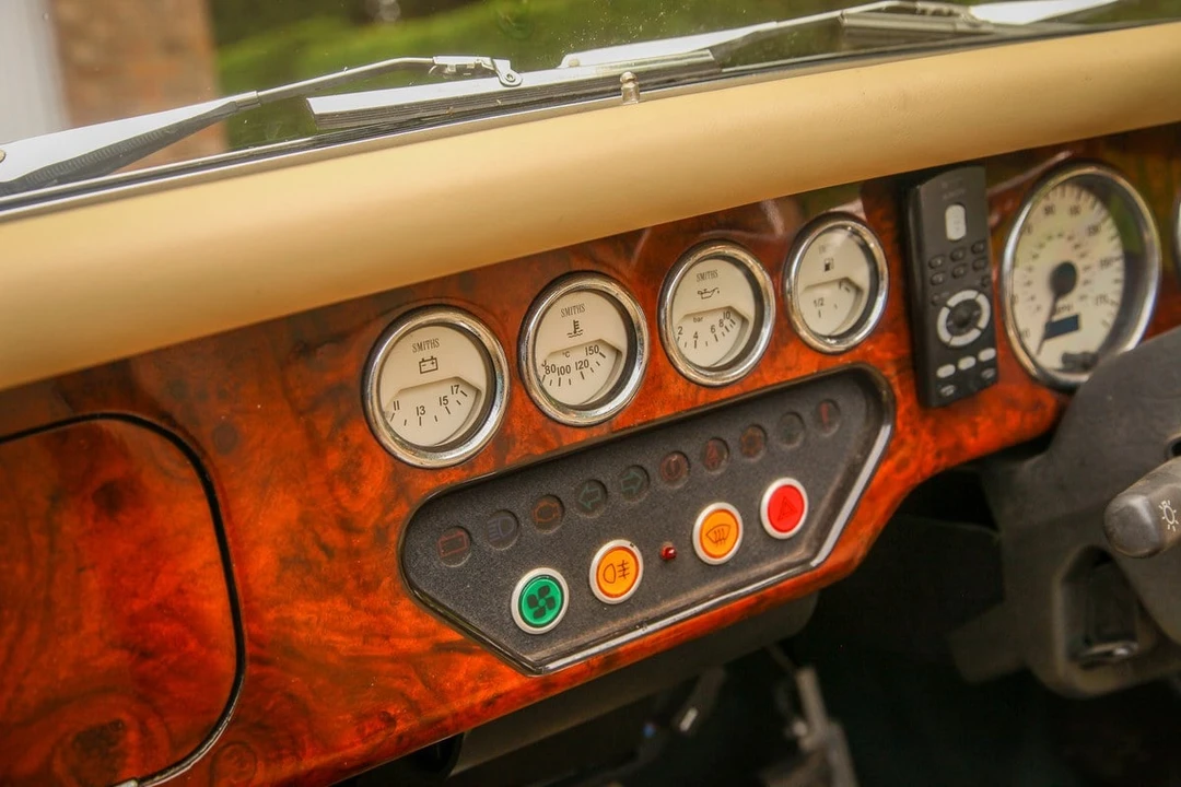 2004 Morgan Roadster - Image 25 of 30