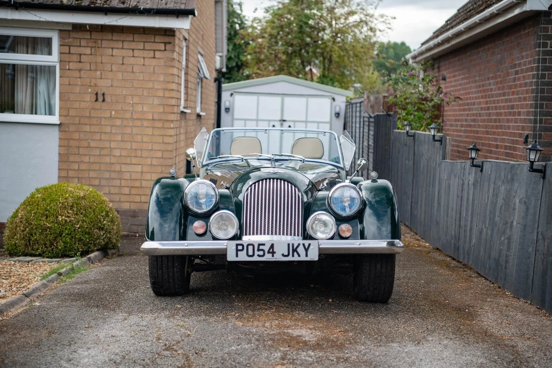 2004 Morgan Roadster - Image 2 of 30