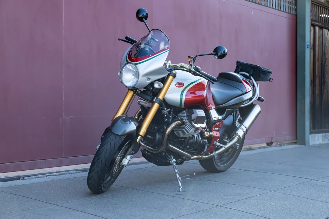 2004 Moto Guzzi - Image 6 of 31