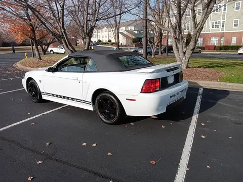 2004 Ford Mustang Anniversary Edition Convertible