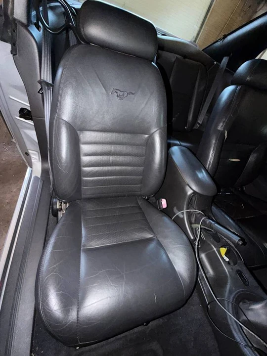 2004 Ford SN95 Mustang - Image 15 of 19