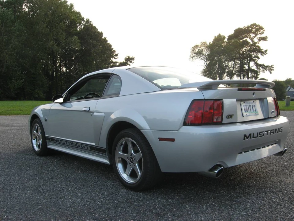 2004 Ford SN95 Mustang - Image 2 of 21