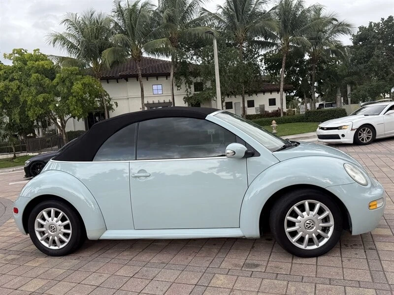 2004 Volkswagen New Beetle - Image 19 of 21