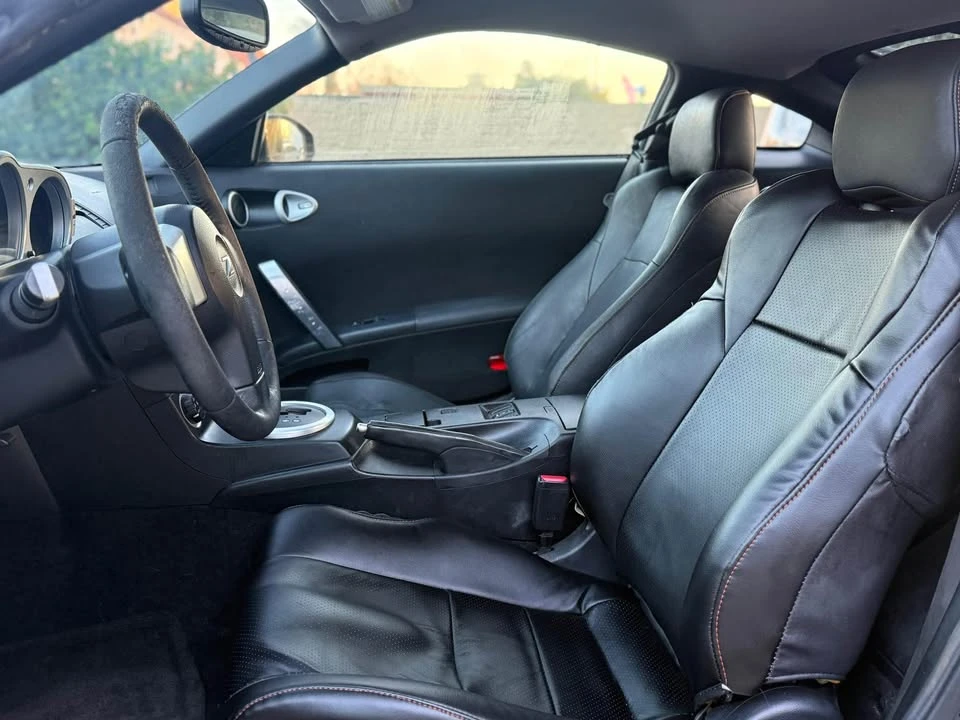 2004 Nissan 350Z 5th Gen - Image 9 of 10