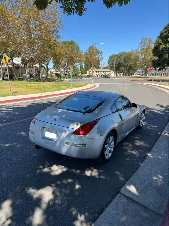 2004 Nissan 350Z 5th Gen - Image 4 of 16