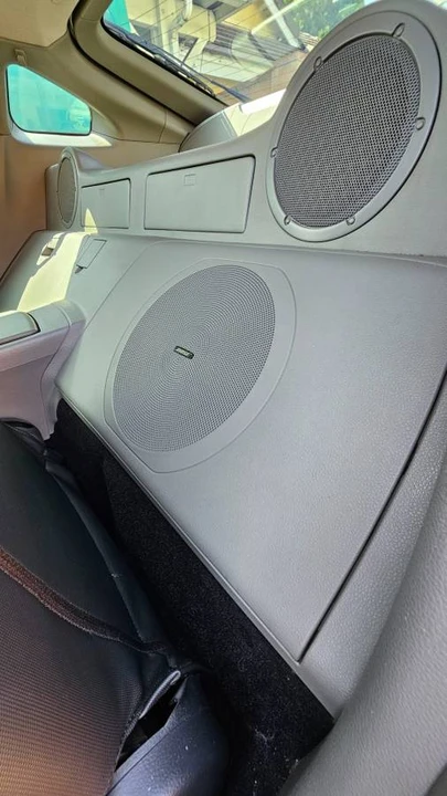 2004 Nissan - Image 22 of 24