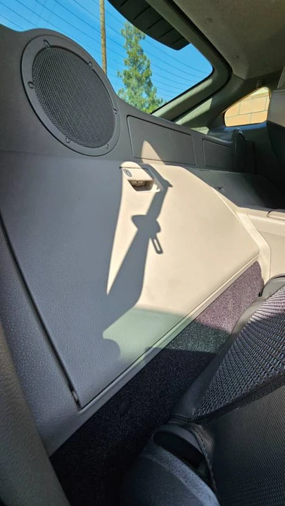 2004 Nissan - Image 21 of 24