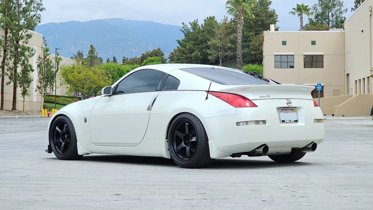 2004 Nissan - Image 4 of 24