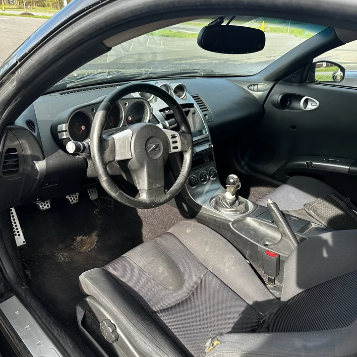 2004 Nissan 350Z 5th Gen - Image 16 of 24