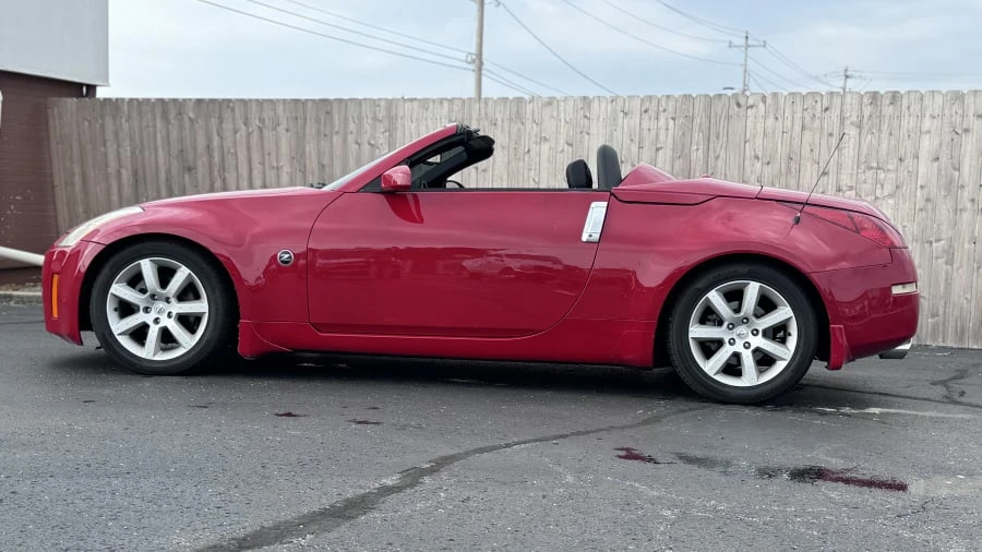 2004 Nissan 350Z 5th Gen - Image 2 of 5