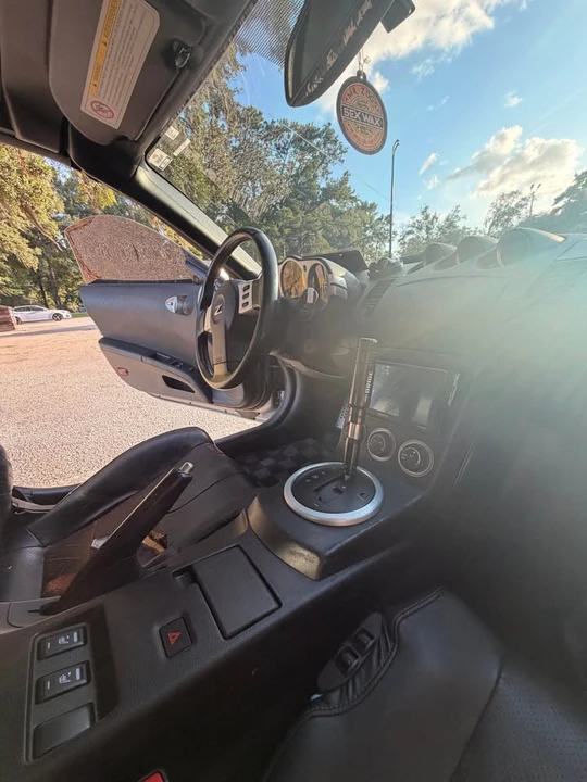 2004 Nissan 350Z 5th Gen - Image 5 of 12