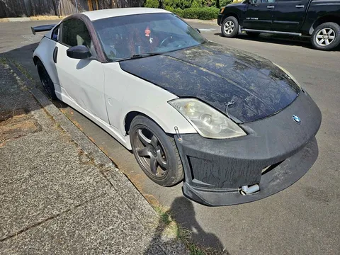 2004 Nissan 350Z Coupe 2D