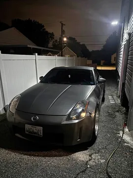2004 Nissan 350Z Coupe 2D