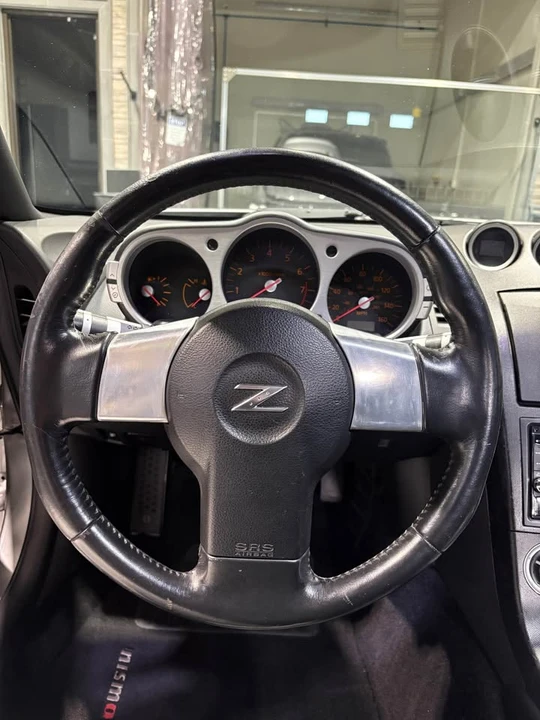 2004 Nissan 350Z 5th Gen - Image 10 of 13