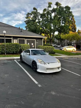 2004 Nissan 350Z Coupe 2D