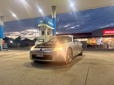 2004 Nissan 350Z Coupe 2D