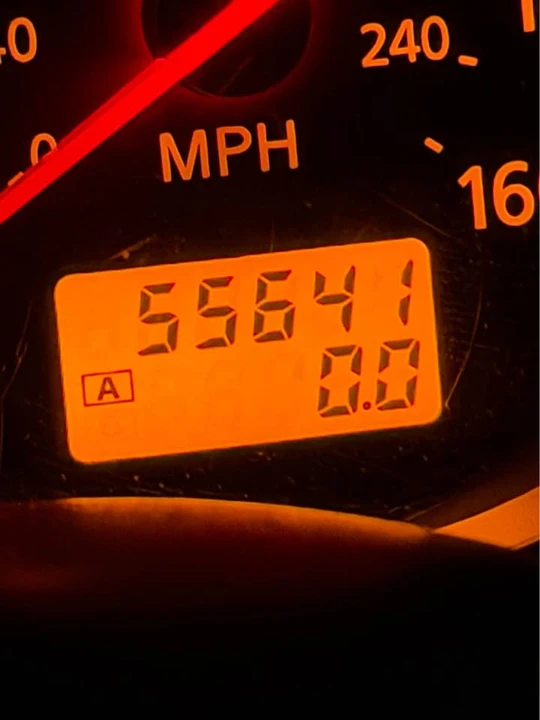 2004 Nissan 350Z 5th Gen - Image 9 of 12