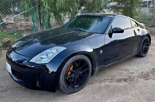 2004 Nissan 350Z Coupe 2D