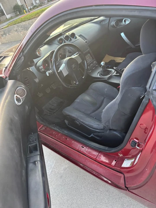 2004 Nissan 350Z 5th Gen - Image 5 of 5