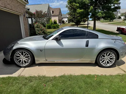 2004 Nissan 350Z Coupe 2D