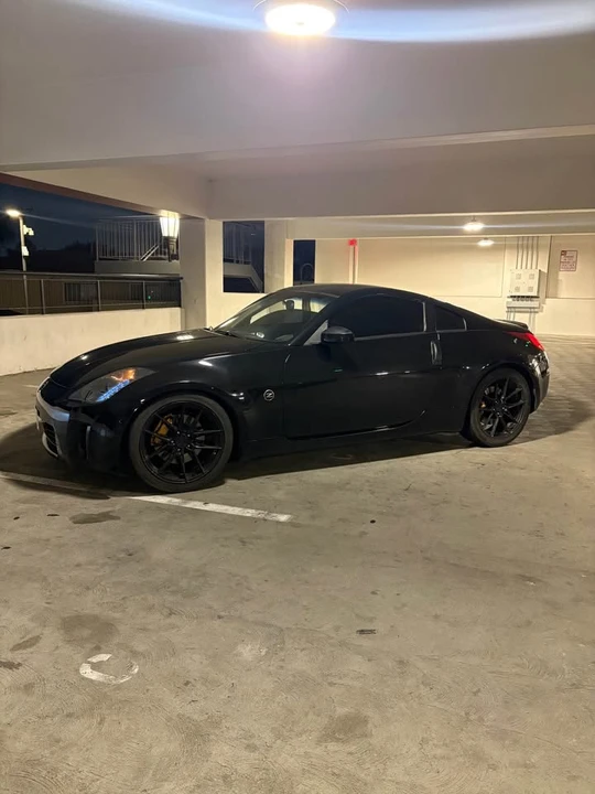 2004 Nissan 350Z 5th Gen - Image 2 of 9