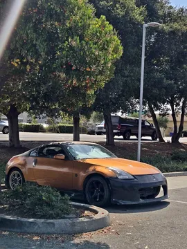 2004 Nissan 350Z Coupe 2D
