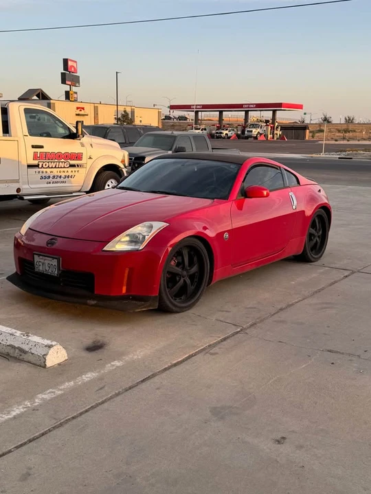 2004 Nissan 350Z 5th Gen - Image 2 of 8