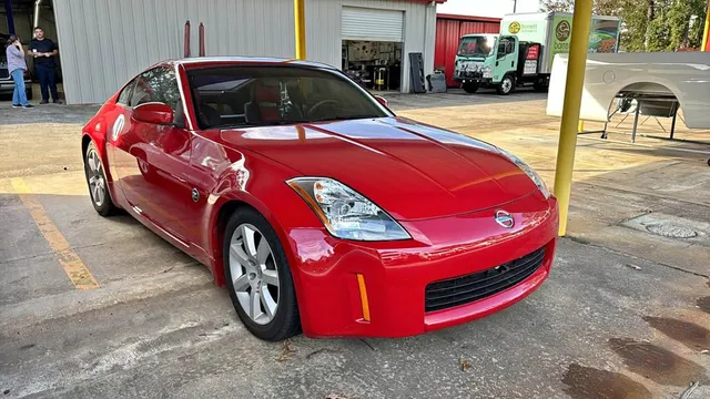 2004 Nissan 350Z Enthusiast Coupe 2D