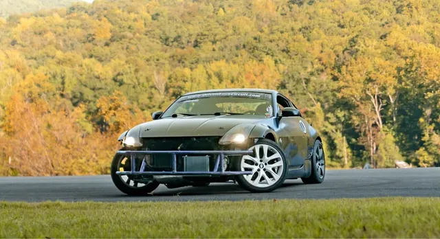 2004 Nissan 350Z Enthusiast Coupe 2D